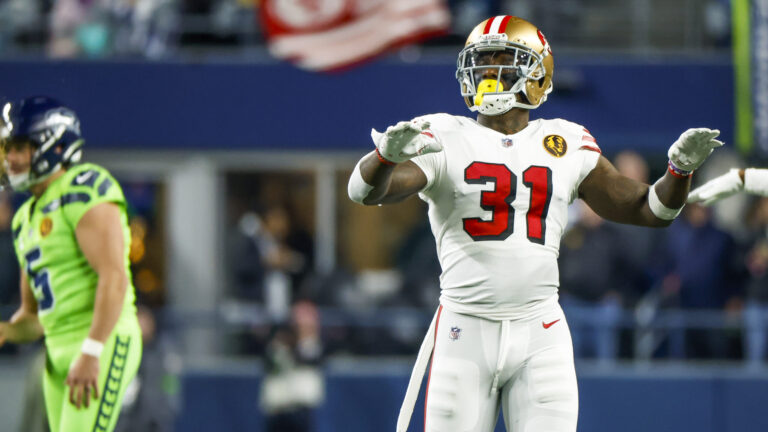 51. Tashaun Gipson Sr. - S