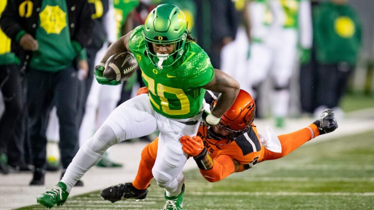 18. Jordan James - Oregon Ducks