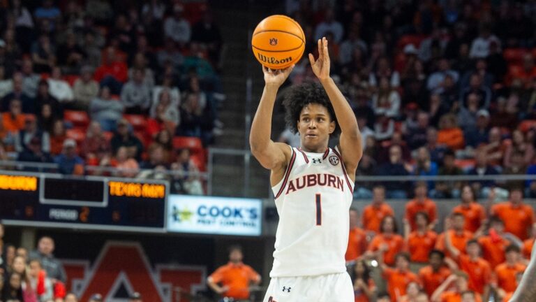 8. Alabama Crimson Tide (SEC)