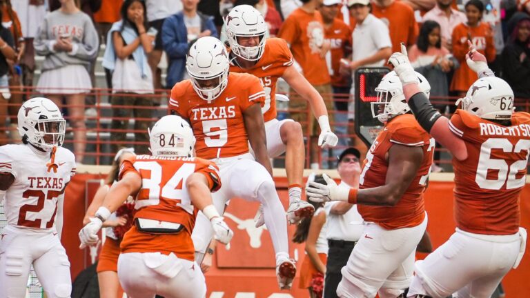 2. Texas Longhorns