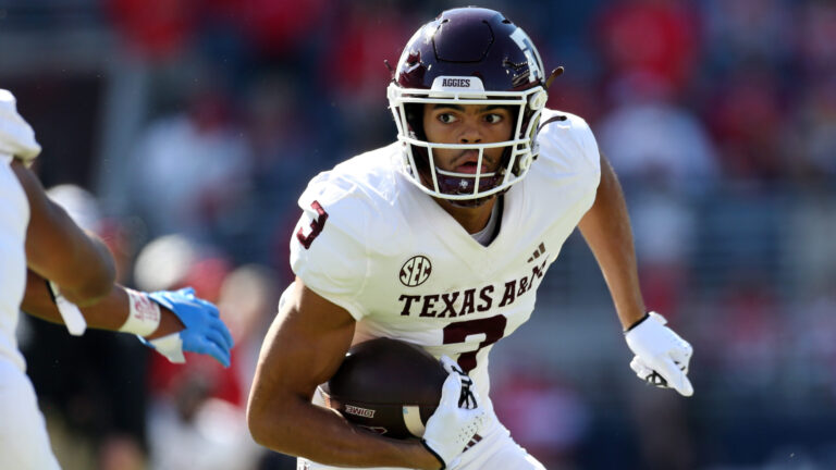 32. Noah Thomas - Texas A&M Aggies