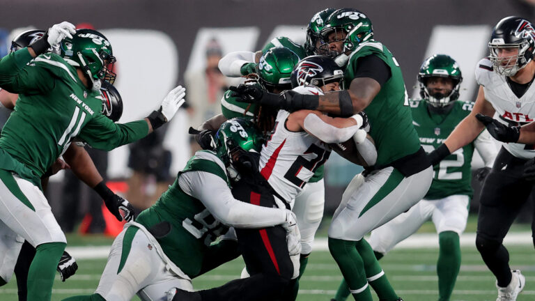 124. Quinton Jefferson - DT