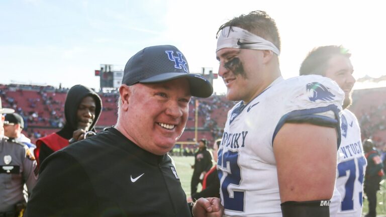 19. Mark Stoops, Kentucky