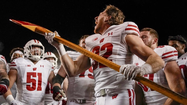 11. Wisconsin Badgers