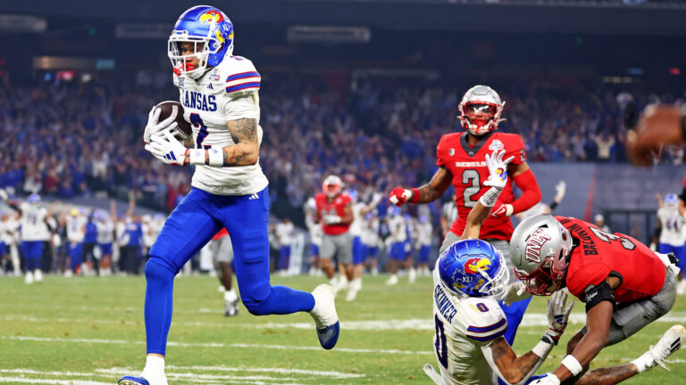 55. Lawrence Arnold - Kansas Jayhawks