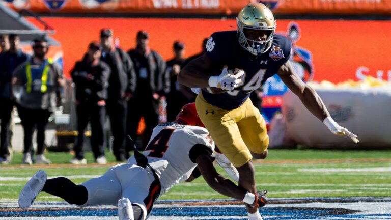 60. Jadarian Price - Notre Dame Fighting Irish