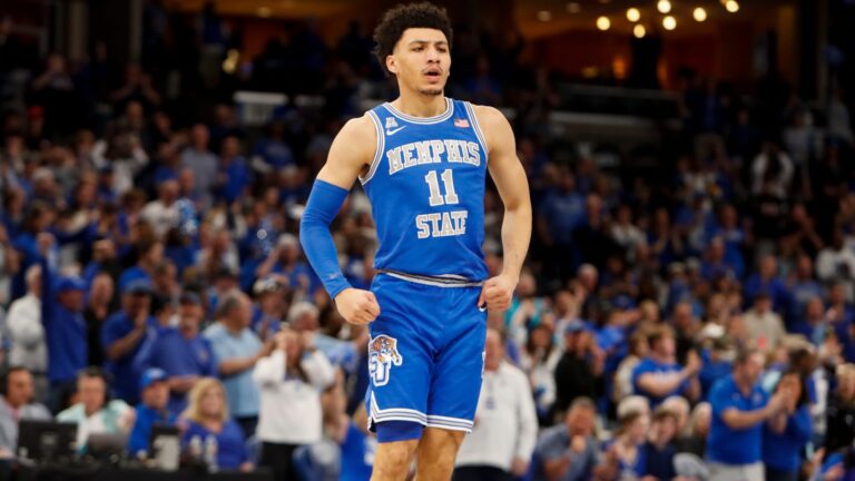 26. Jahvon Quinerly - G