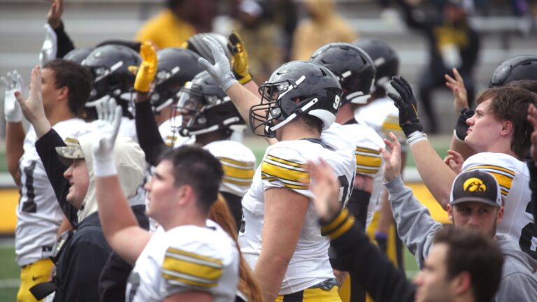 4. Iowa Hawkeyes
