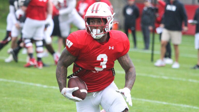 64. Tawee Walker - Wisconsin Badgers