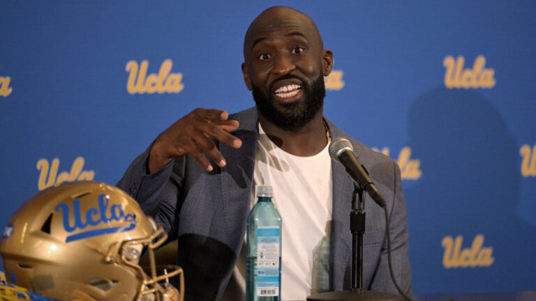 3) UCLA Bruins