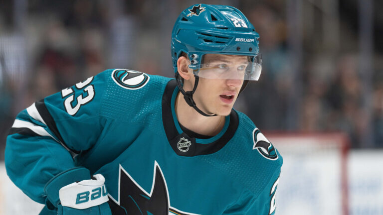 30. Oskar Lindblom