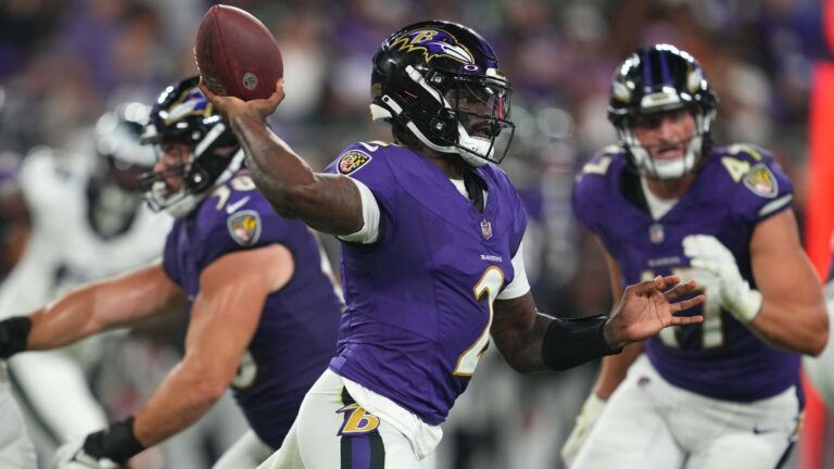 185. Tyler Huntley - QB
