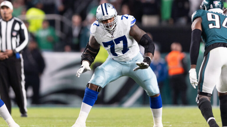 18. Tyron Smith - OT