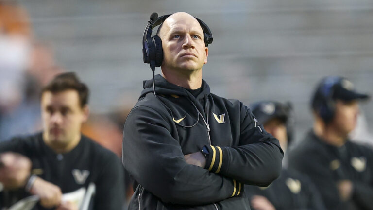 10. Vanderbilt Commodores