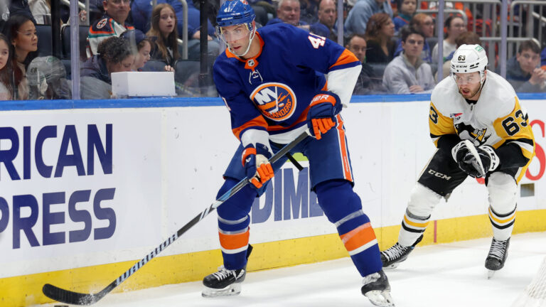 38. Robert Bortuzzo