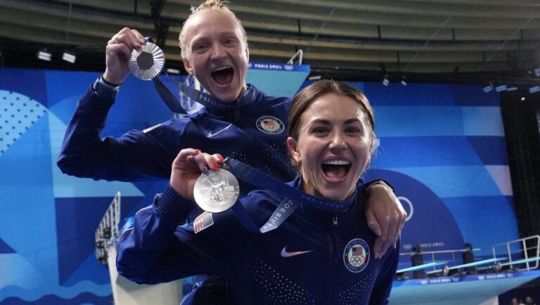 1) Sarah Bacon/Kassidy Cook | SILVER Medal