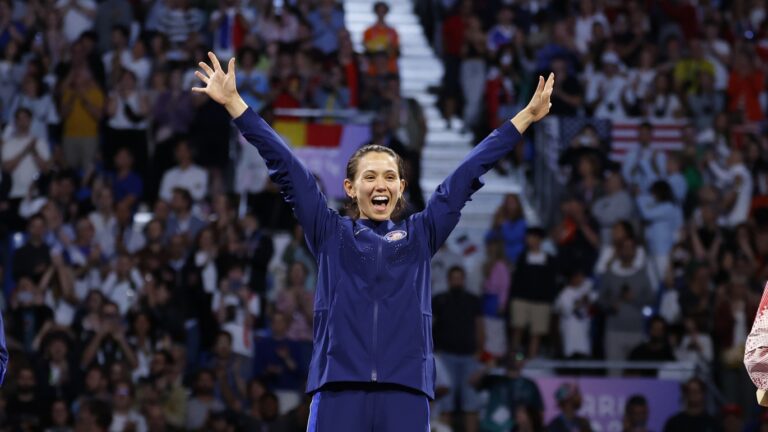 10) Lee Kiefer | GOLD Medal