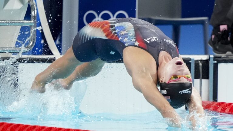 23) Regan Smith | SILVER Medal