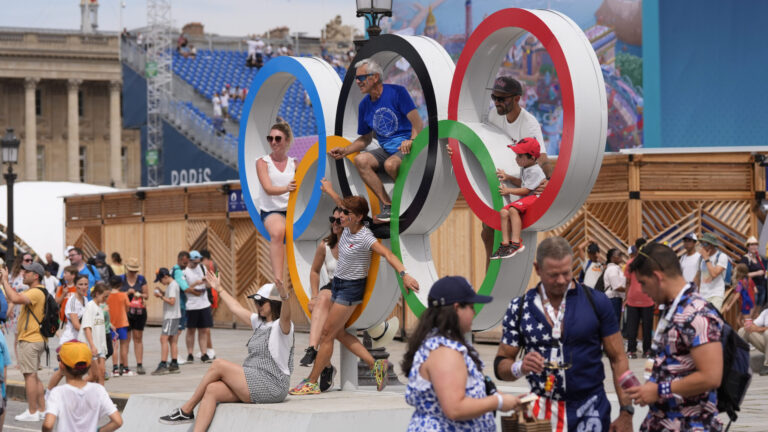41. Argentina - 1 Gold Medal (tied)