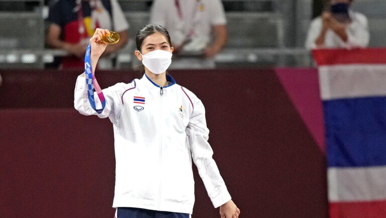 44) (tied) Thailand: 1 Gold Medal (3 Silver Medals+2 Bronze Medals)