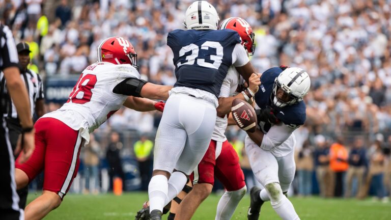 34. Dani Dennis-Sutton - Penn State Nittany Lions