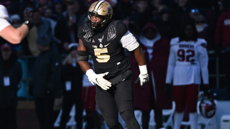 24. Houston Texans - Nic Scourton (LB)