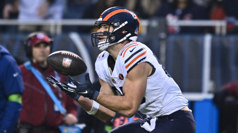 16. Cole Kmet - Chicago Bears
