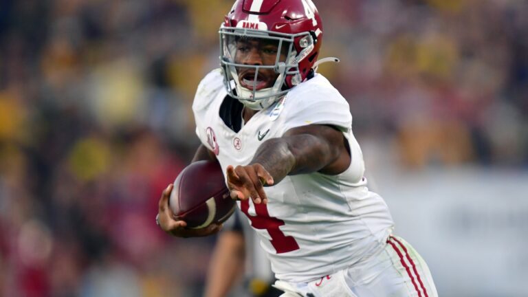 7 Seed - Alabama Crimson Tide (#5) vs. 10 Seed - Michigan Wolverines (#8)