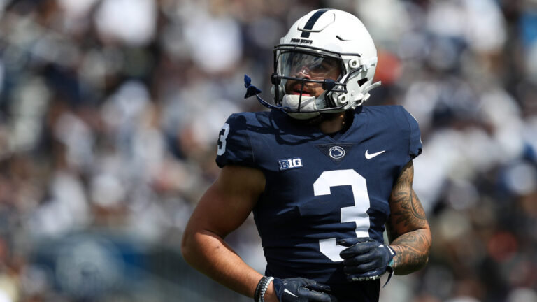 95. Julian Fleming - Penn State Nittany Lions
