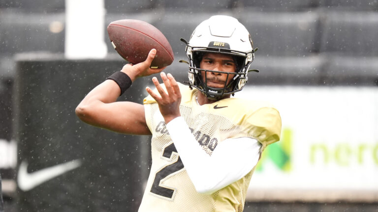 7. Las Vegas Raiders - Shedeur Sanders (QB)
