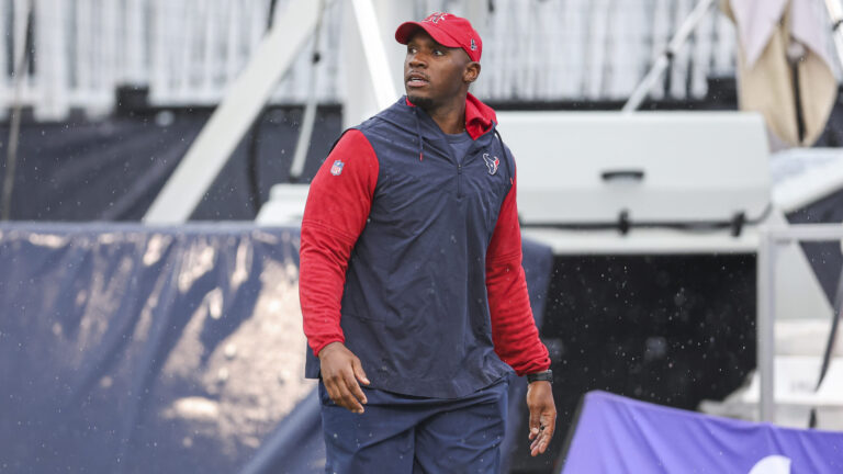 12. DeMeco Ryans - Houston Texans