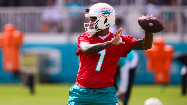 19. Tua Tagovailoa, Miami Dolphins
