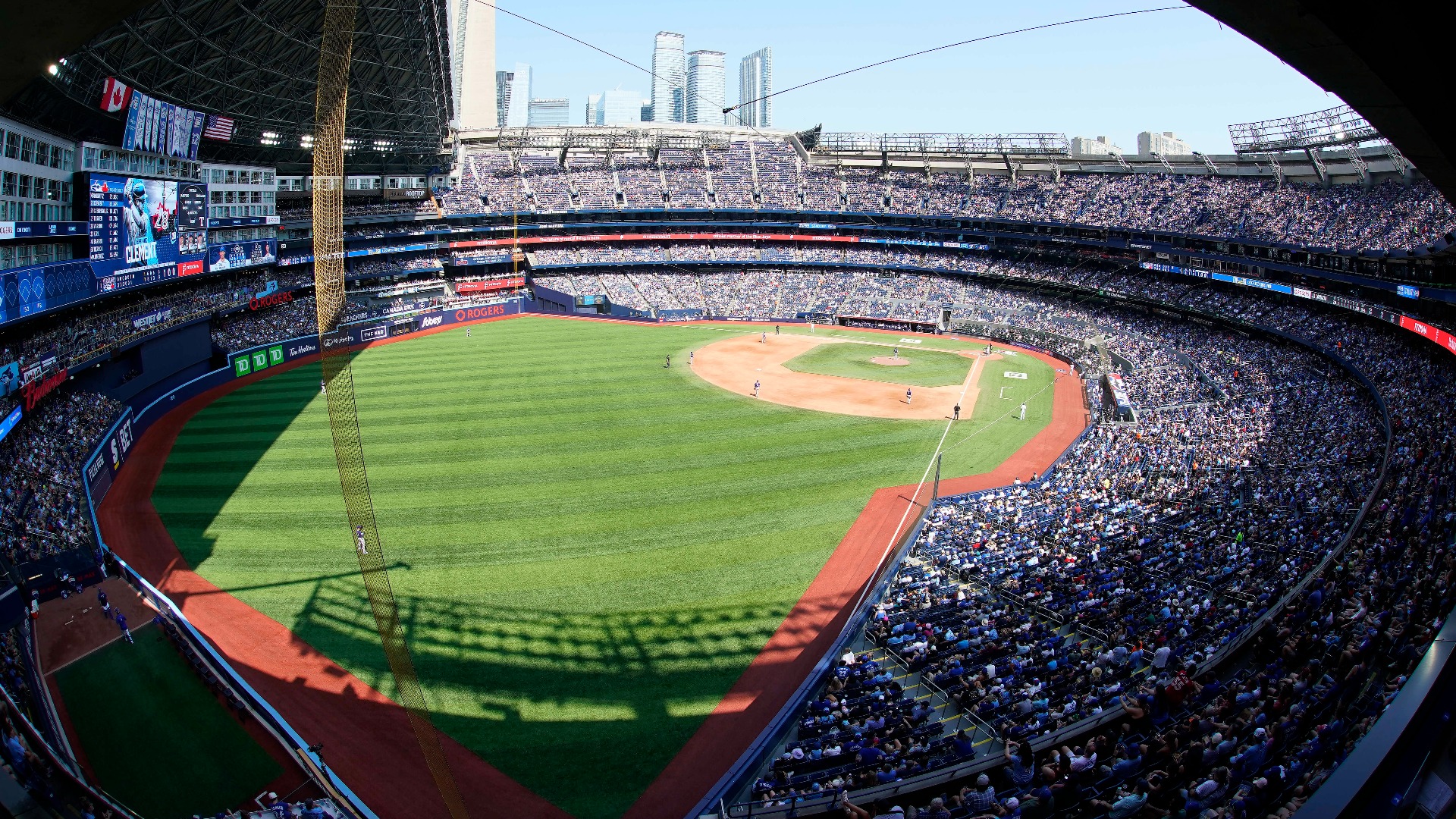 4. Toronto Blue Jays - Rogers Centre
