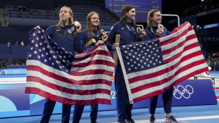 37) Erin Gemell, Katie Ledecky, Paige Madden, Simone Manuel, Anna Peplowski, Alex Shackell, Claire Weinstein | SILVER Medal