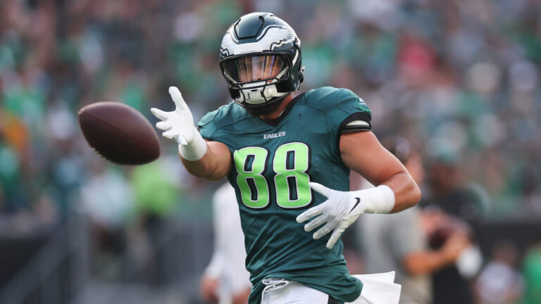 6. Dallas Goedert - Philadelphia Eagles