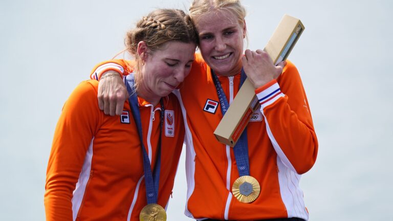 6) Netherlands: 15 Gold Medals