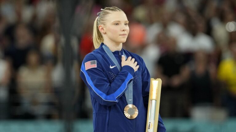 49) Jade Carey | BRONZE Medal