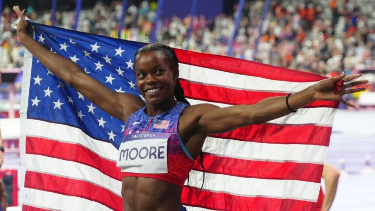 52) Jasmine Moore  | BRONZE Medal