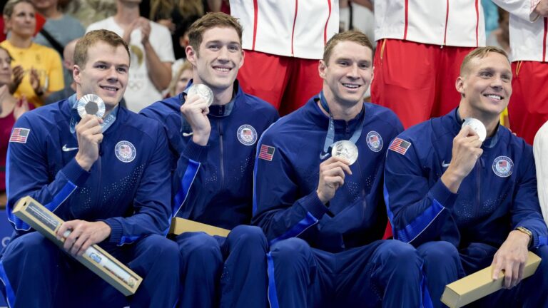 65) Jack Alexy, Hunter Armstrong, Caeleb Dressel, Nic Fink, Thomas Heilman, Ryan Murphy, Charlie Swanson | SILVER Medal
