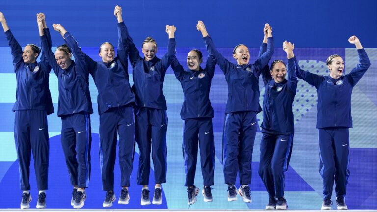 17) Artistic Swimming - 1 Medal (tied)