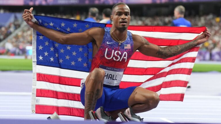 92) Quincy Hall | GOLD Medal