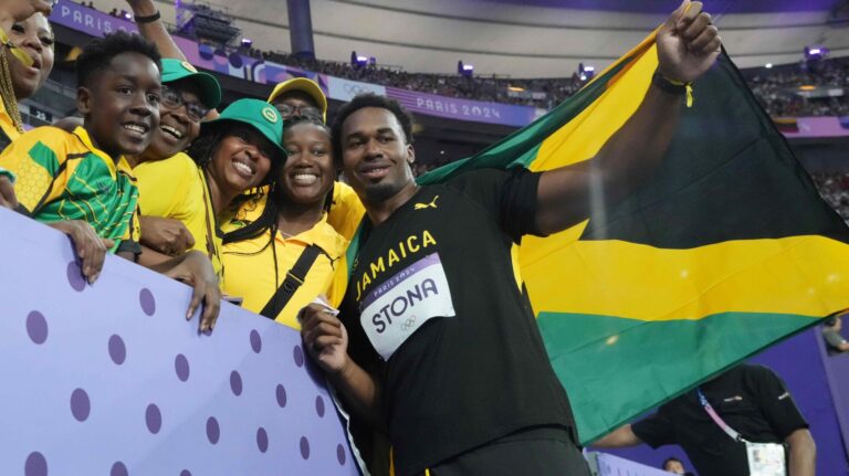 44) (tied) Jamaica: 1 Gold Medal (3 Silver Medals+2 Bronze Medals)