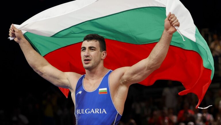 26) Bulgaria: 3 Gold Medals (1 Silver Medal+3 Bronze Medals)