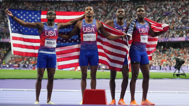 118) Christopher Bailey, Rai Benjamin, Bryce Deadmon, Vernon Norwood, Quincy Wilson | GOLD Medal