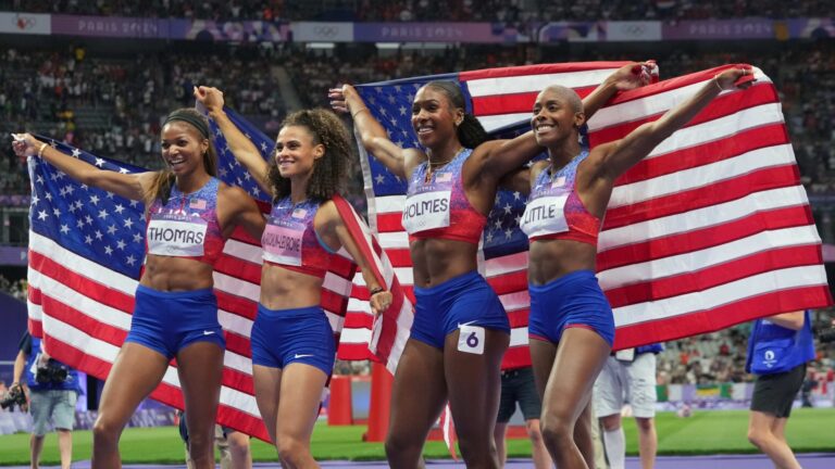 120) Kaylyn Brown, Aaliyah Butler, Quanera Hayes, Alexis Holmes, Shamier Little, Sydney McLaughlin-Levrone, Gabrielle Thomas | GOLD Medal