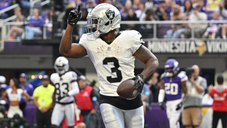 8.06: Zamir White, RB, Las Vegas Raiders