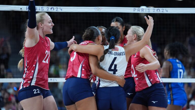 125) Lauren Carlini, Andrea Drews, Micha Hancock, Jordan Larson, Chiaka Ogbogu, Kathryn Plummer, Jordyn Poulter, Dana Rettke, Kelsey Robinson, Avery Skinner, Jordan Thompson, Haleigh Washington, Justine Wong-Orantes | SILVER Medal