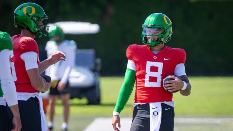 23. Dillon Gabriel, QB (Oregon)