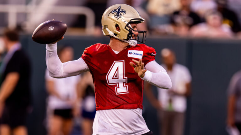 21. Derek Carr, New Orleans Saints