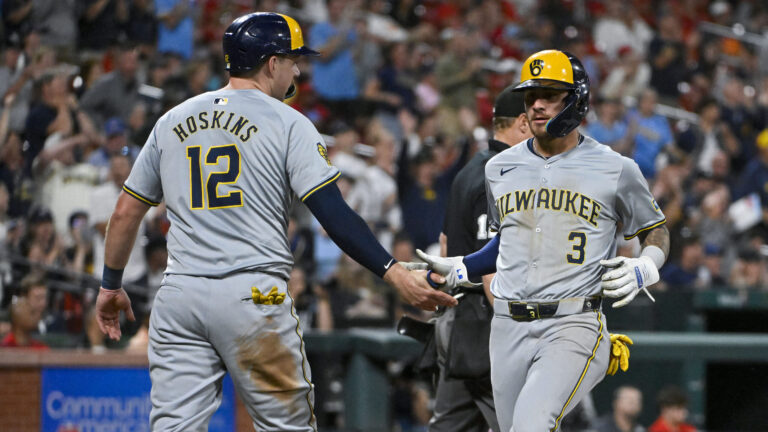 Milwaukee Brewers Pave Way in NL Central